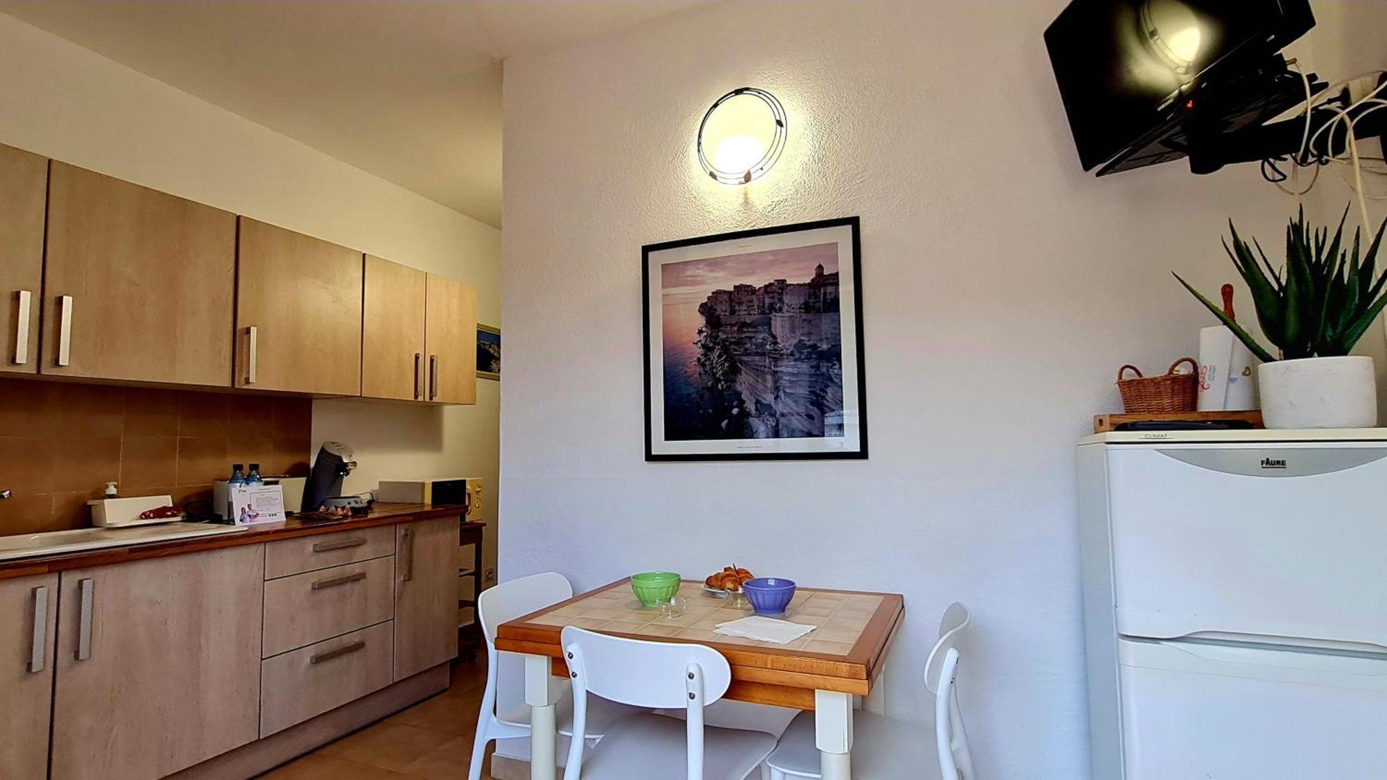 בוניפסיו Appartement Kalliste, Logements Avec Vue Citadelle De Bonifacio מראה חיצוני תמונה